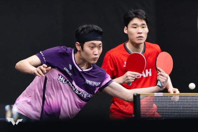 WTT 스타 컨텐더 도하 대회서 챔피언에 등극한 화성도시공사 조대성(왼쪽). WTT 제공