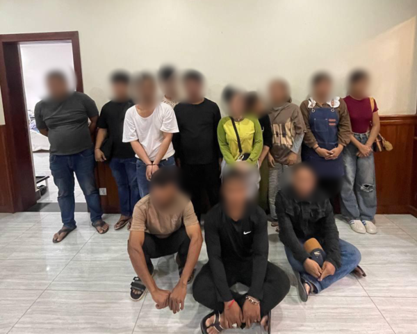 구속 및 불구속 송치된 로맨스스캠 범죄조직 일당. 경기북부경찰청 제공