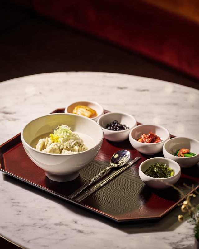 오는 2월9~20일까지 인스파이어 ‘호라이즌 라운지’가 선보이는 떡만둣국 세트. 인스파이어 제공