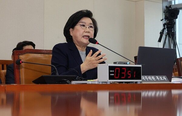 이혜훈 기획예산처 장관 후보자가 23일 국회 재정경제기획위원회에서 열린 인사청문회에서 의원 질의에 답변하고 있다. 연합뉴스