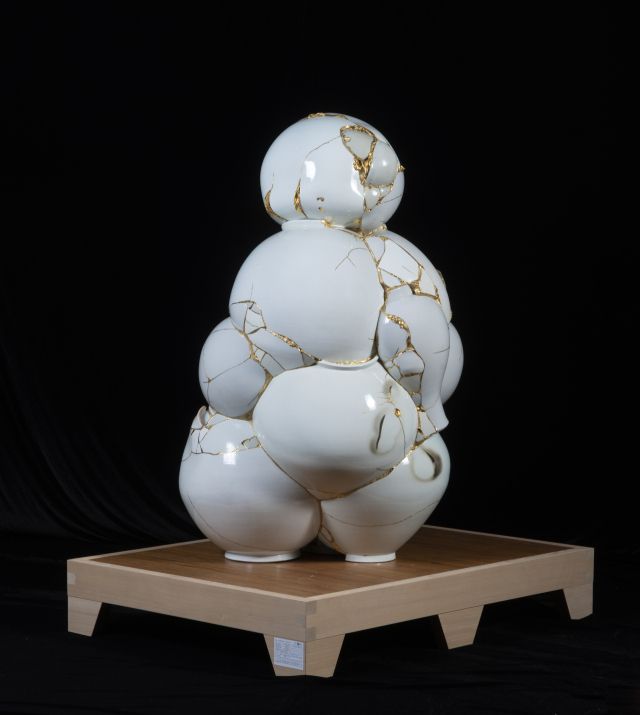 수원시립미술관 소장품전_이수경, ‘번역된 도자기’. 수원시립미술관 제공