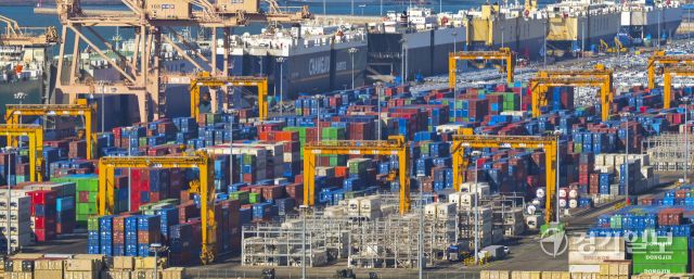 미 트럼프 대통령, 한국 제품에 관세 15%에서 25%로 재인상 [포토뉴스]