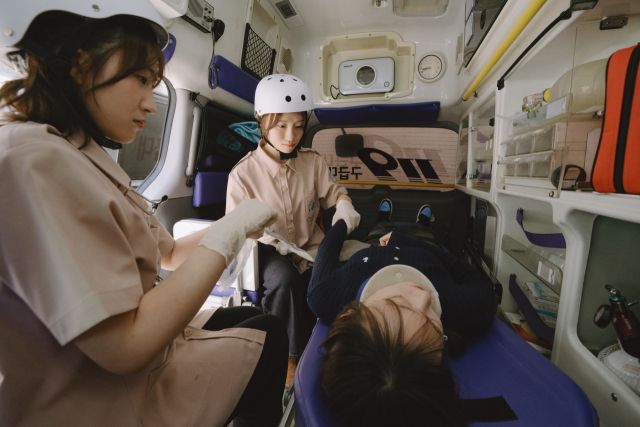 서정대학교 응급구조과 학생들이 수업을 듣고 있다. 서정대 제공