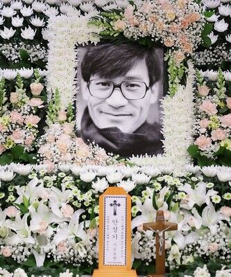 배우 안성기의 빈소가 5일 서울 서초구 서울성모병원 장례식장에 마련됐다. 연합뉴스