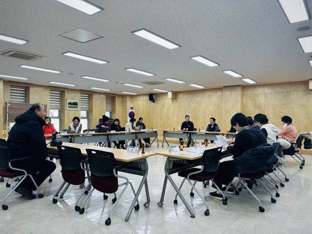 지난 8일 파주시 탄현면 행정복지센터에서 열린 탄현면 새마을부녀회의 2026년도 연시 총회 모습. 파주시 제공