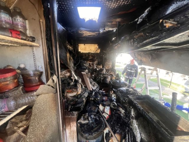 화성 궁평항 푸드트럭 화재현장. 경기도소방재난본부 제공