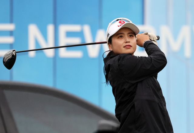 25일 전남광주통합특별시 해남군 화원면 파인비치 골프링크스에서 열린 LPGA BMW 레이디스 챔피언십 최종라운드에서 최혜진이 1번홀 티샷을 하고 있다. 연합뉴스