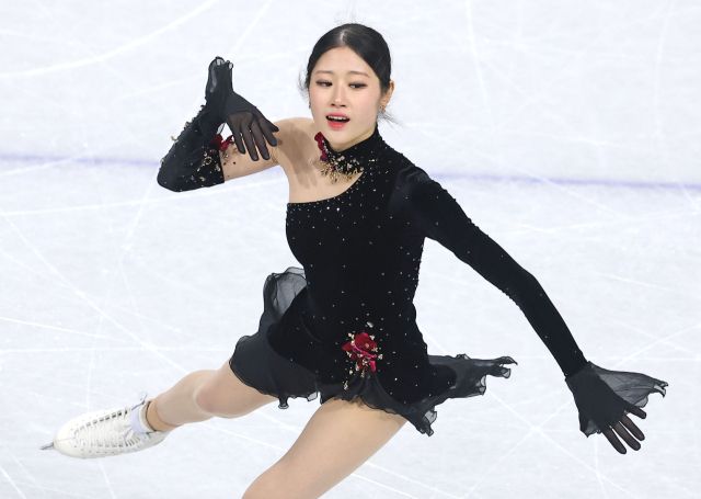 이해인이 19일(현지시간) 이탈리아 밀라노 아이스스케이팅 아레나에서 열린 2026 밀라노-코르티나담페초 동계올림픽 여자 싱글 프리 스케이팅에서 연기를 펼치고 있다. 연합뉴스