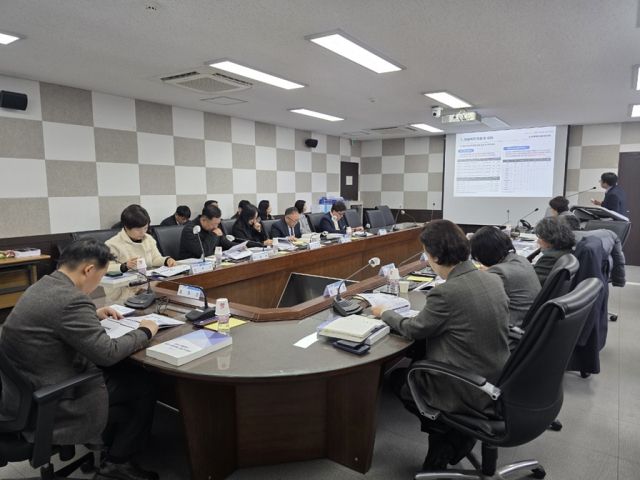 파주시가 지난 13일 ‘동물복지 중장기 종합계획 수립 연구용역’ 최종보고회를 개최했다. 파주시 제공