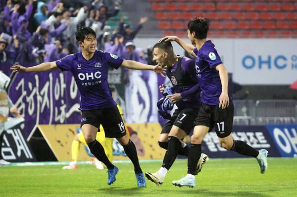 FC안양이 K리그1 두 번째 시즌에서 6강 안에 드는 것을 목표로 하고 있다. 안양 제공