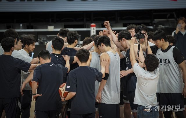 삼일절 일본전을 앞두고 농구대표팀 공식훈련 [포토뉴스]