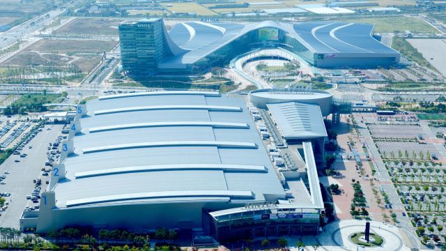 킨텍스 제1, 2전시장 전경. 킨텍스 제공