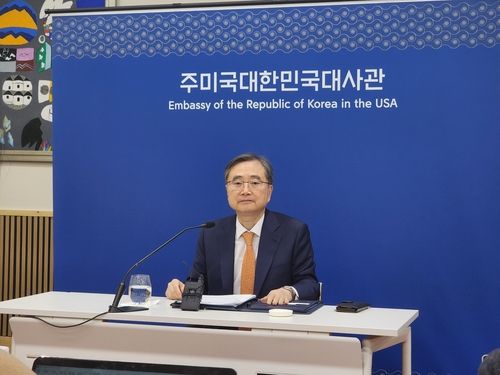 조현 외교부 장관이 5일(현지시간) 미국 워싱턴DC의 주미한국대사관에서 방미 결과를 설명하는 간담회에 참석했다. 연합뉴스