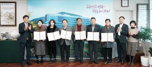 경기 광주시는 9일 시청 이음홀에서 ‘2026년 제1회 광주시 장애인 평생교육 운영위원회’ 회의를 열고 장애인의 보편적 평생학습 기회 확대를 위한 정책 논의에 착수했다. 광주시 제공