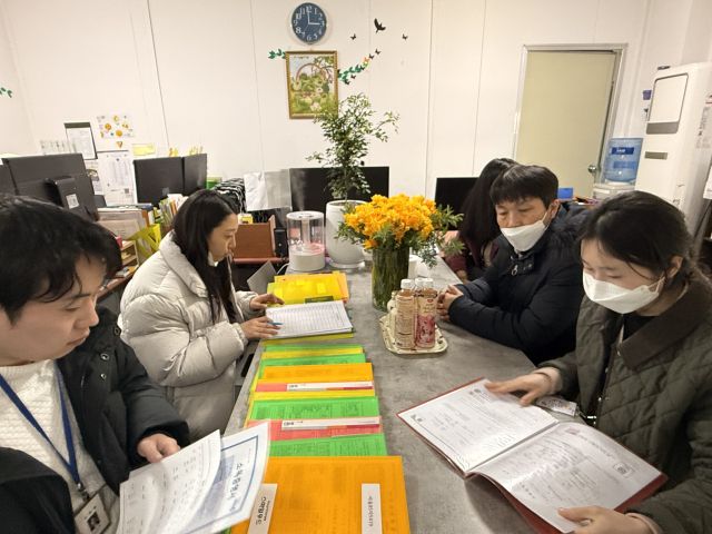 안양군포의왕과천 공동급식지원센터는 10일 동안구청과 합동으로 학교급식 배송업체를 점검했다. 안양시 제공