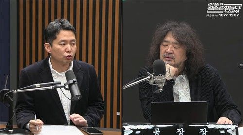 (좌측) 장인수 전 MBC기자와 김어준. 김어준의 겸손은 힘들다 유튜브