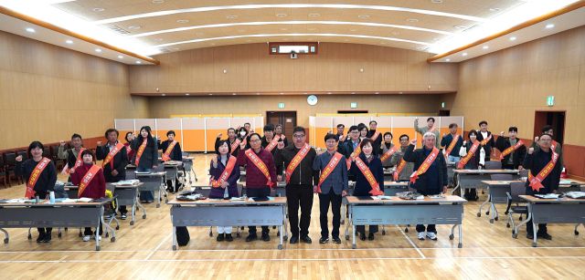 경기도농업기술원은 농작업 안전실천 문화를 확산하기 위해 농업인 안전리더를 29명 위촉했다고 17일 밝혔다. 경기도농업기술원 제공