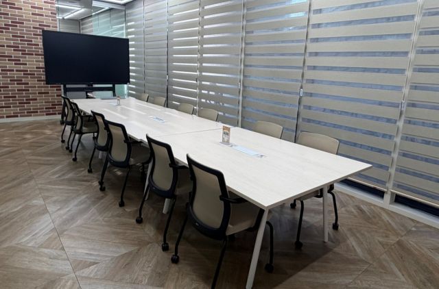 화성시중소기업센터 중회의실 전경. 화성특례시 제공