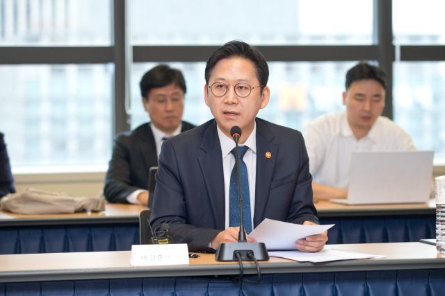 배경훈 부총리 겸 과학기술정보통신부 장관이 18일 독자 AI 관계 기업 간담회에서 발언하고 있다. 과학기술정보통신부 제공