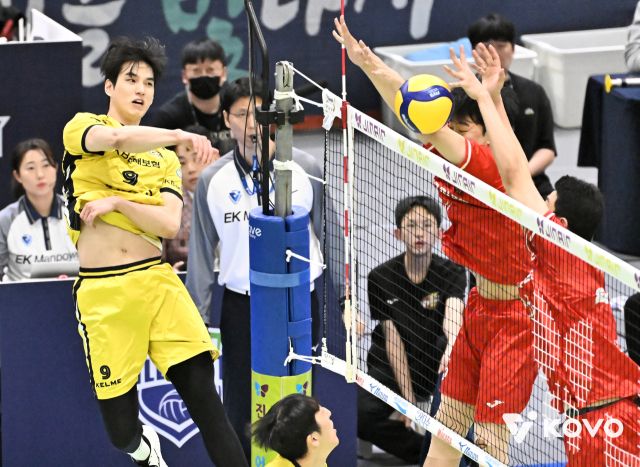 의정부 KB손해보험은 25일 의정부 경민대체육관에서 서울 우리카드와 남자부 준플레이오프 일전을 벌인다. KOVO 제공