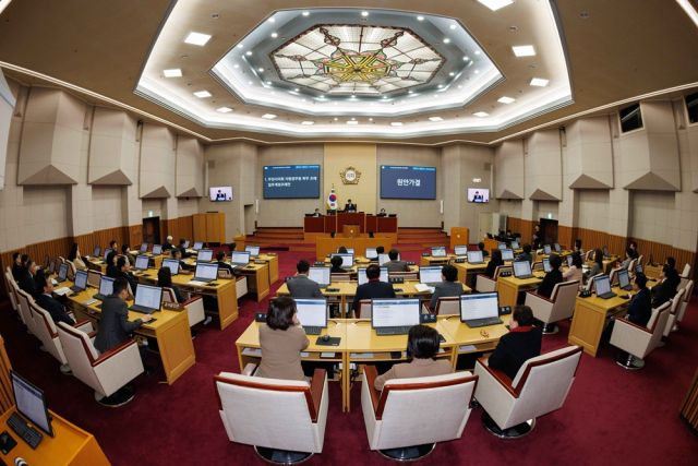 부천시의회 본회의장 전경. 부천시의회 제공.