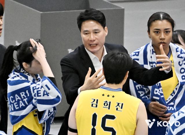 강성형 수원 현대건설 감독. KOVO 제공