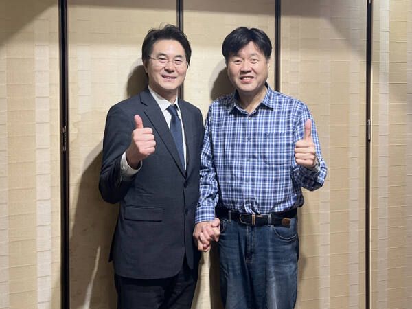 민주당 서정환 하남시장 예비후보와 김용 전 민주연구원 부원장. 서정완 예비후보 캠프 제공