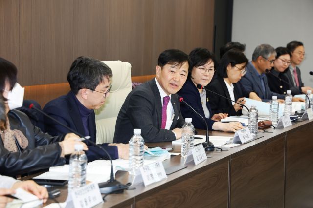 이형훈 보건복지부 제2차관이 3일 바이오헬스산업 수출활성화를 위한 기업 간담회에 참여해 발언하고 있다. 보건복지부 제공