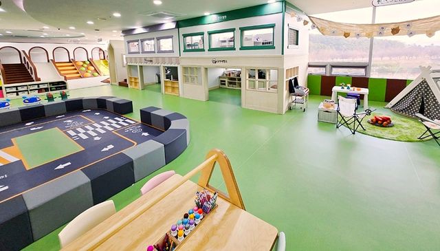 1. 파주시육아종합지원센터, ‘아이사랑놀이터 문산관’ 새 단장