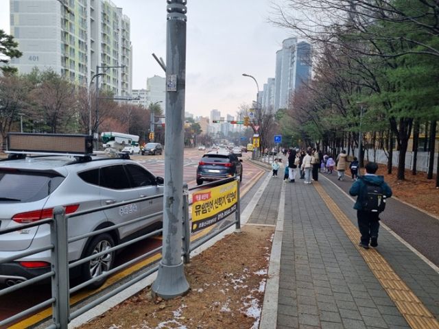 어린이보호구역 내 불법 주정차 특별 단속 현장. 파주시 제공