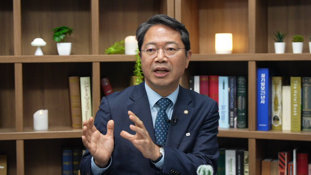 10일 김승원 더불어민주당 경기도당 위원장(수원갑)이 경기일보의 6·3 지방선거 유튜브 채널 ‘6·3 지방시(지방선거 방방곡곡 시시각각)’에 출연해 지방선거에서 압승을 거둘 것을 다짐하고 있다. 김다희PD