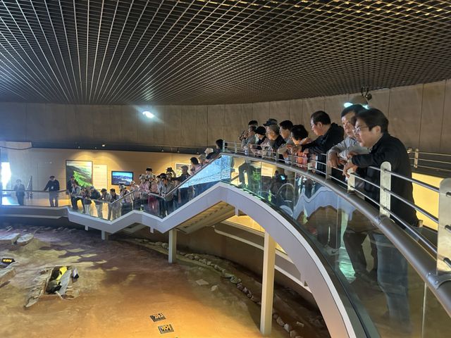 부천문화원이 8일부터 9일까지 1박2일 일정으로 ‘우휴모탁국 부천과 변한의 철기문명 교류를 찾아서’를 주제로 역사문화 학술답사를 진행했다. 부천문화원 제공