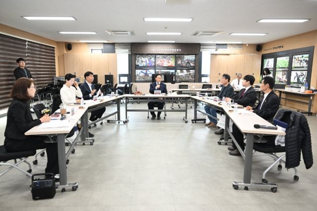 양주시는 17일 양주시종합관광안내센터 교육장에서 창립총회를 열고 향후 업무계획 등을 심의 의결했다. 양주시 제공