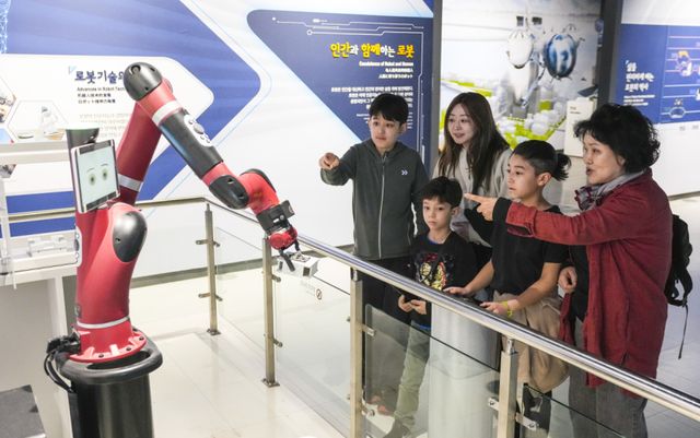 과학의 날을 맞아 무료 입장이 가능한 국립과천과학관 [포토뉴스]