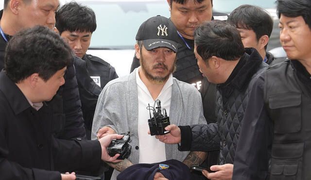 박왕열이 구속 전 피의자 심문을 위해 법정으로 나서고 있다. 연합뉴스