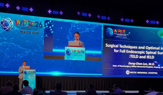안양윌스기념병원 이동찬 병원장이 멕시코에서 열린 ‘세계 척추내시경 연맹 학술대회(WFSE 2026)’에 참석해 연구 발표를 진행했다. 안양윌스기념병원 제공.