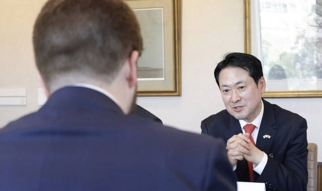 국민의힘 장동혁 대표가 미국 국무부 인사와 면담중이라며 공개한 사진. 연합뉴스