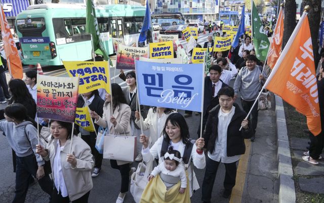 시민 모두가 함께 즐기는 '2026 수원 부활절 대축제' [포토뉴스]