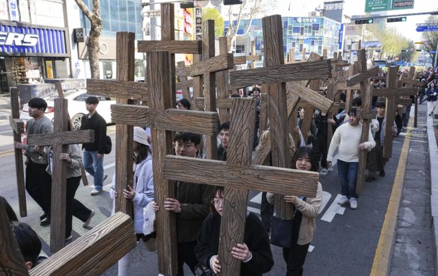 시민 모두가 함께 즐기는 '2026 수원 부활절 대축제' [포토뉴스]