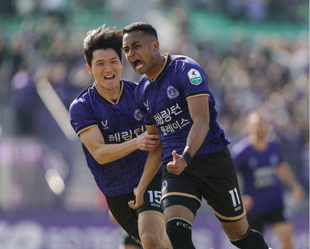 득점에 성공한 뒤 포효하는 FC안양의 아일톤. 한국프로축구연맹 제공