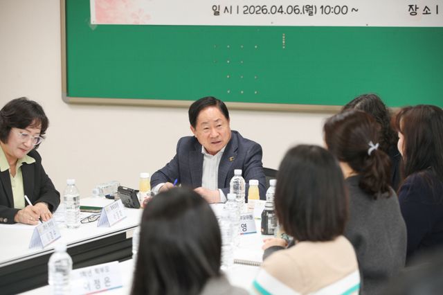 주광덕 시장이 남양주 ‘금곡중 교육가족 정담회’에 참석했다. 남양주시 제공