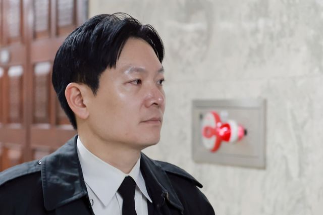 쌍방울 대북송금 사건을 수사했던 박상용 검사가 7일 국회에서 윤석열 정권 정치검찰 조작기소 의혹 사건 진상규명 국정조사특별위원회 국민의힘 위원들이 연 '민주당의 공소취소·재판조작 진상규명 청문회'에 참석하고 있다. 연합뉴스