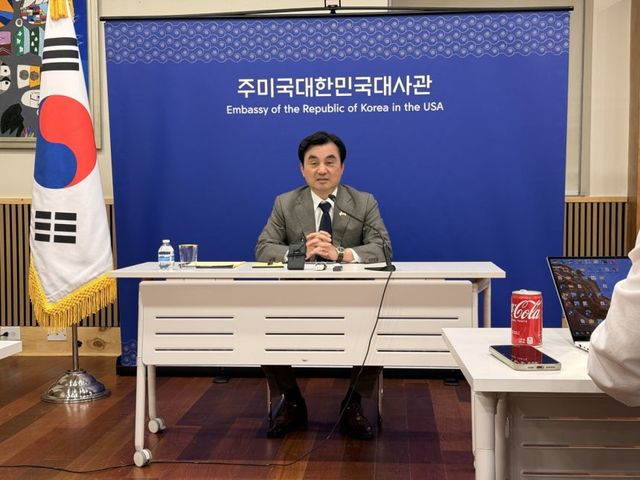 12일(현지시간) 워싱턴 DC 주미대사관에서 한미 국방장관 회담 등 방미 결과를 브링하는 안규백 국방부 장관. 연합뉴스
