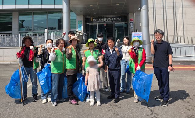 남양주시 진건읍이 자율방재단과 여름철 우기를 대비했다. 남양주시 제공