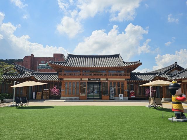 정조테마공연장 전경. 수원문화재단 제공