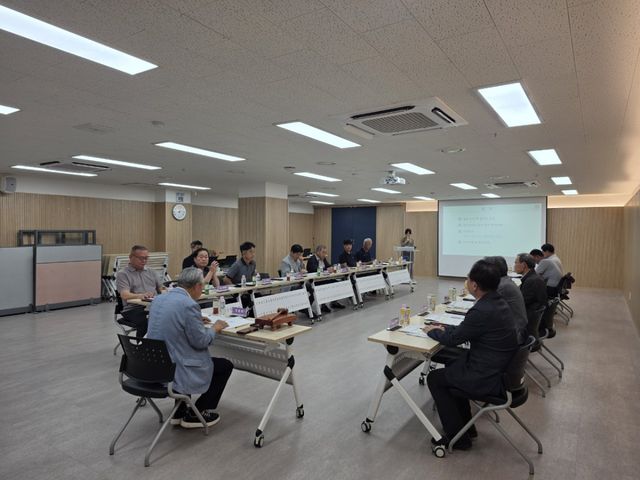 양평군은 지난 26일 ‘제7차 공설장사시설 건립추진위원회’를 개최했다. 양평군 제공