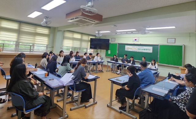 안양과천교육지원청은 12일부터 29일까지 ‘2026 안양과천 상반기 수업나눔한마당’을 성공적으로 마쳤다. 안양과천교육지원청 제공
