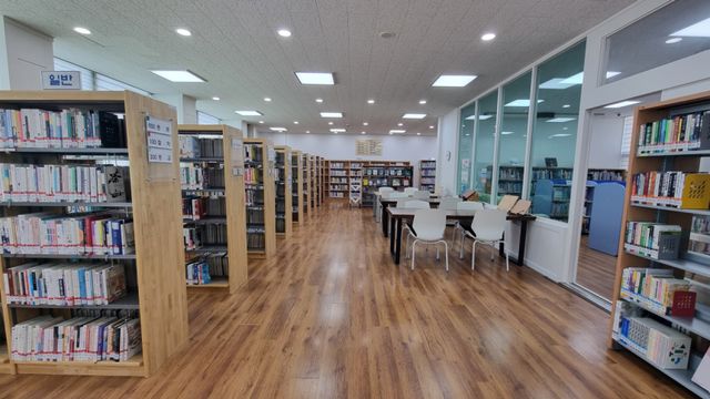 양평군 서종작은도서관이 리모델링 공사를 마치고 재개관한다. 양평군 제공