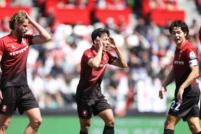 승격에 성공해 창단 첫 K리그1서 경쟁 중인 부천FC가 득점 빈곤 탓에 리그 하위권으로 처져 있다. 한국프로축구연맹 제공