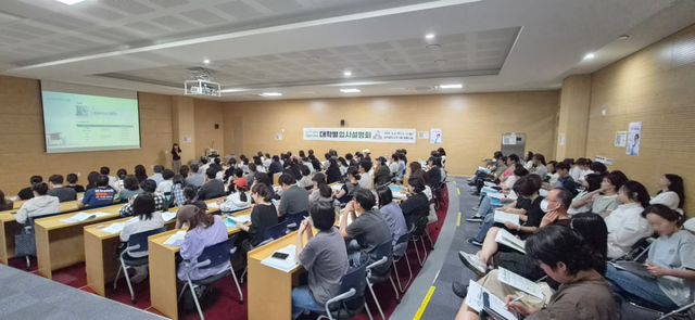남양주시는 별내면 주민자치위원회가 육군 제5799부대에서 손편지 그림그리기 대회를 개최했다고 밝혔다. 남양주시 제공